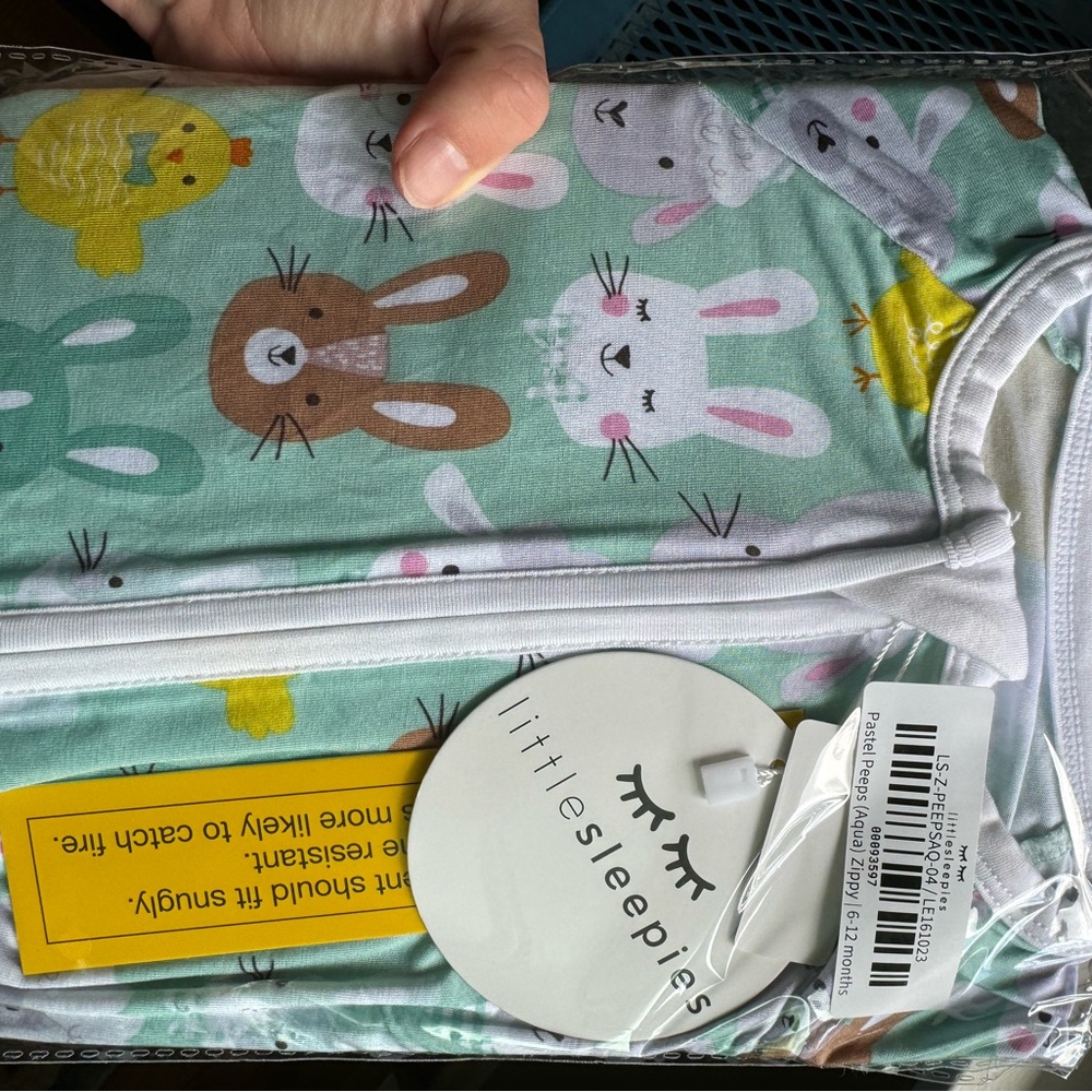 NWT - Little Sleepies - 6-12 months - Zipper Pajamas